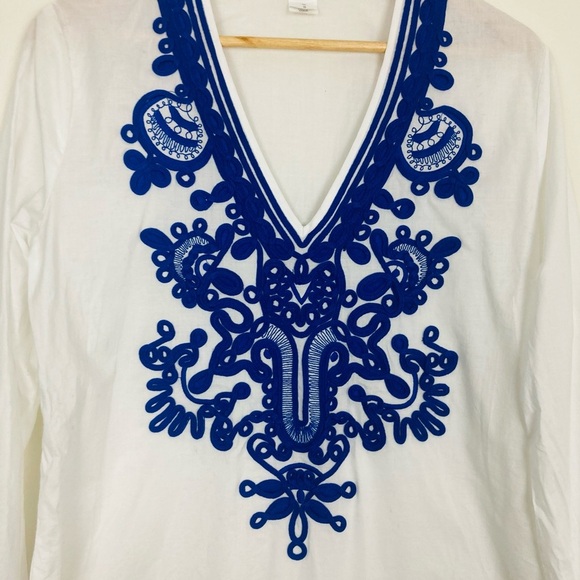 La Blanca white tunic swim cover with blue embroidery at cuffs add split neck. S - Picture 3 of 6